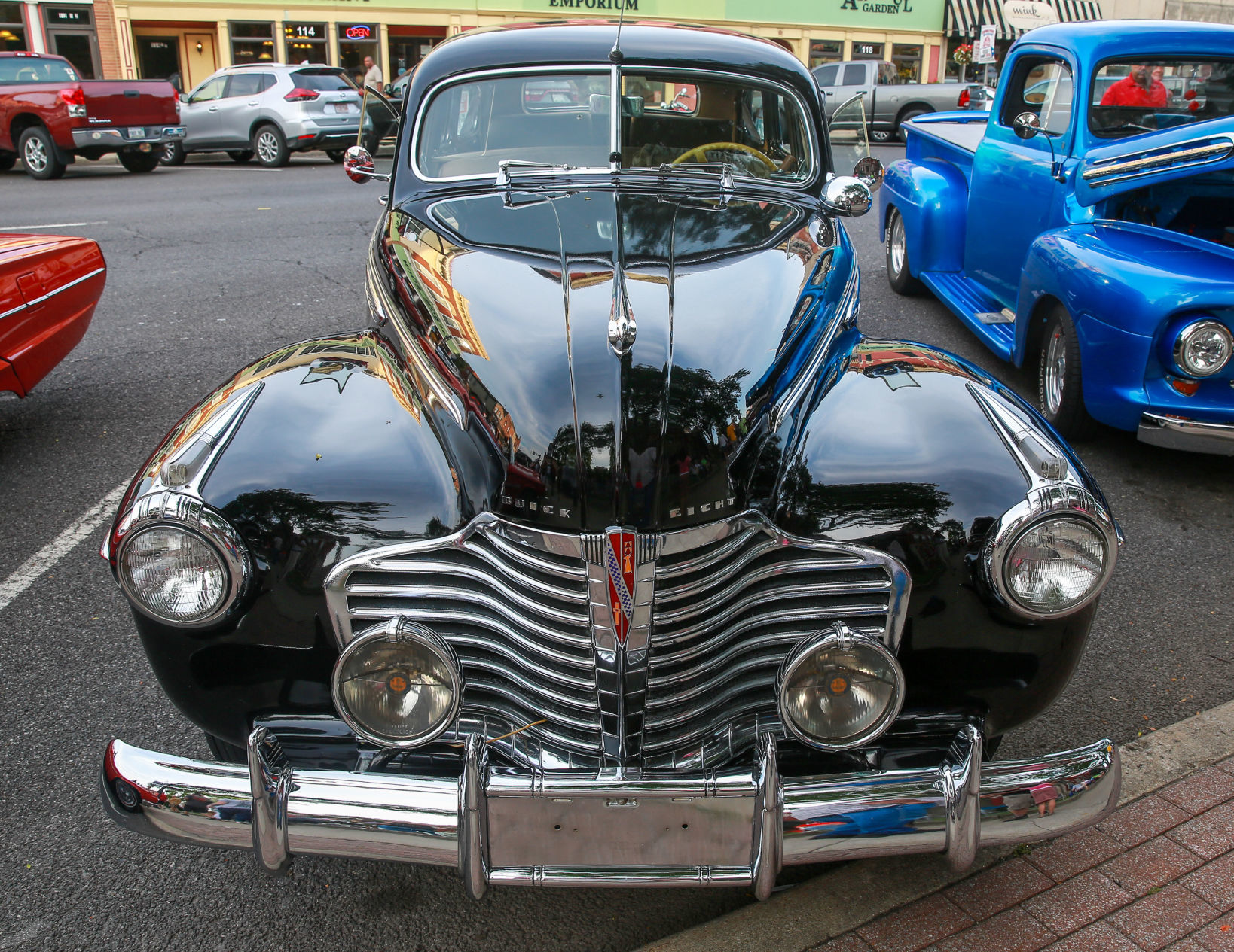 Crown Point Car Cruise